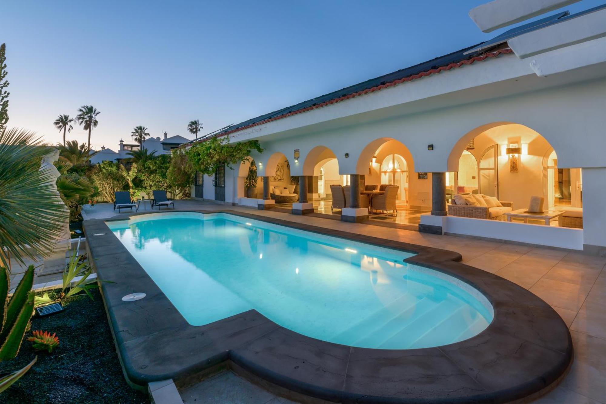 Oasis De Lujo - Luxury Boutique Villa コスタ・テギセ エクステリア 写真